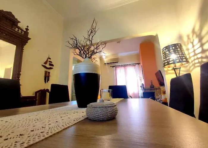 Mina's Veranda 90sqm Apartamento