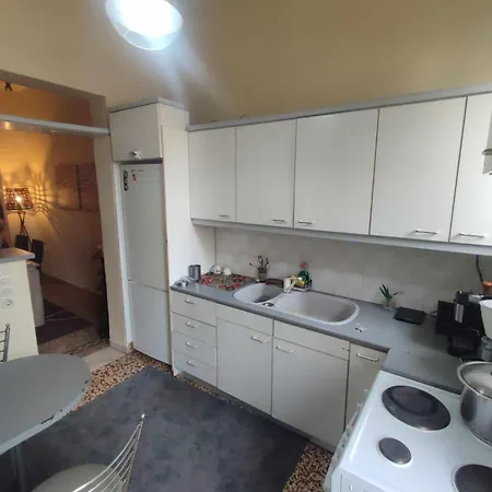 Mina's Veranda 90sqm Daire Patras