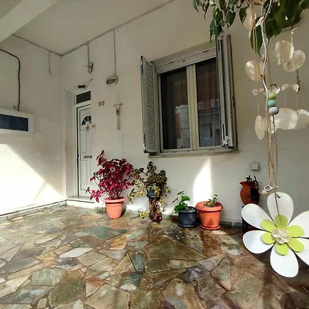 Lägenhet Mina's Veranda 90sqm *