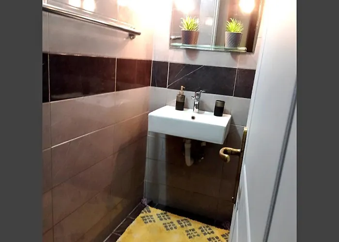 Mina's Veranda 90sqm Патра